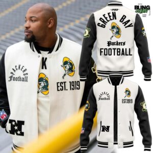 Green Bay Packers Pro Standard Modern Originals Special Varsity Jacket