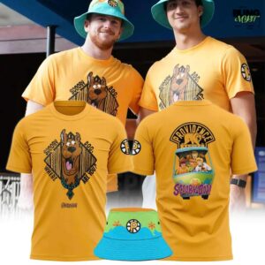 Scooby-Doo x Providence Bruins Premium T-Shirt